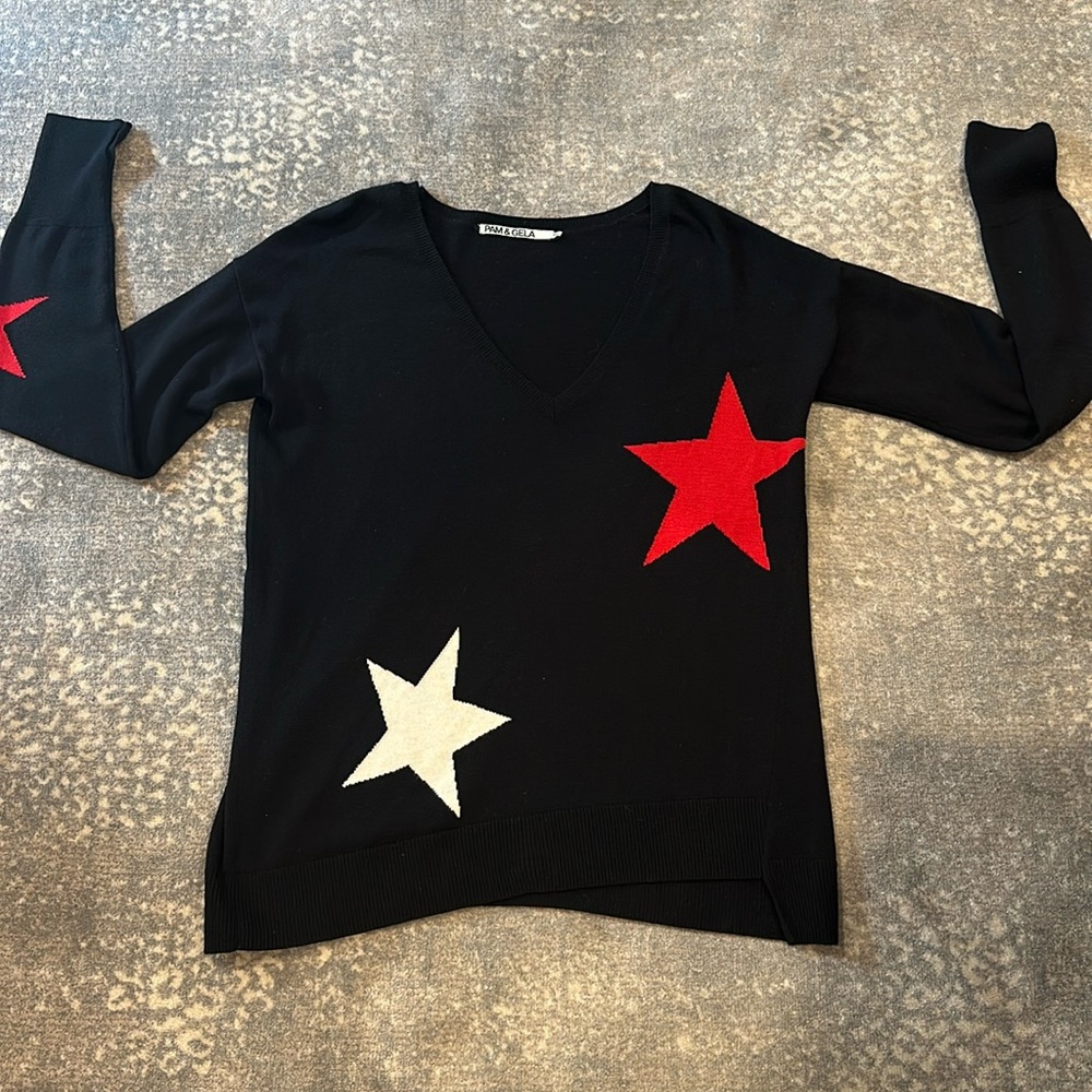PAM & GELA SIZE L SWEATER V NECK WITH RED AND WHITE STARS CASHMERE & WOOL